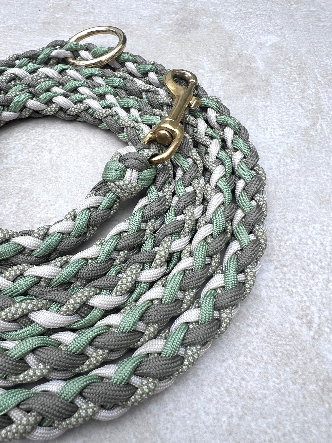 Paracord Hundeleine handgemacht