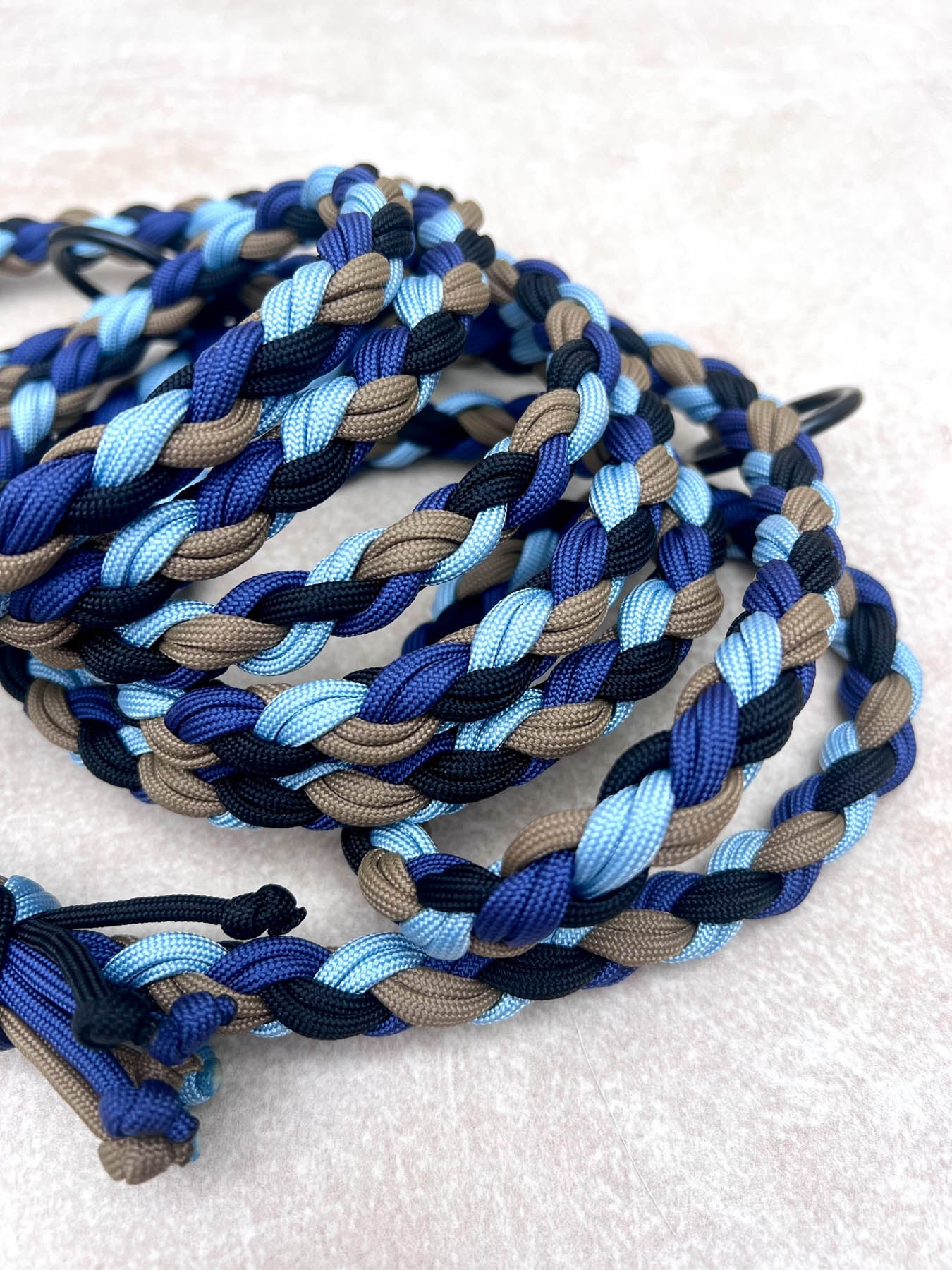 Paracord Hundeleine handgemacht