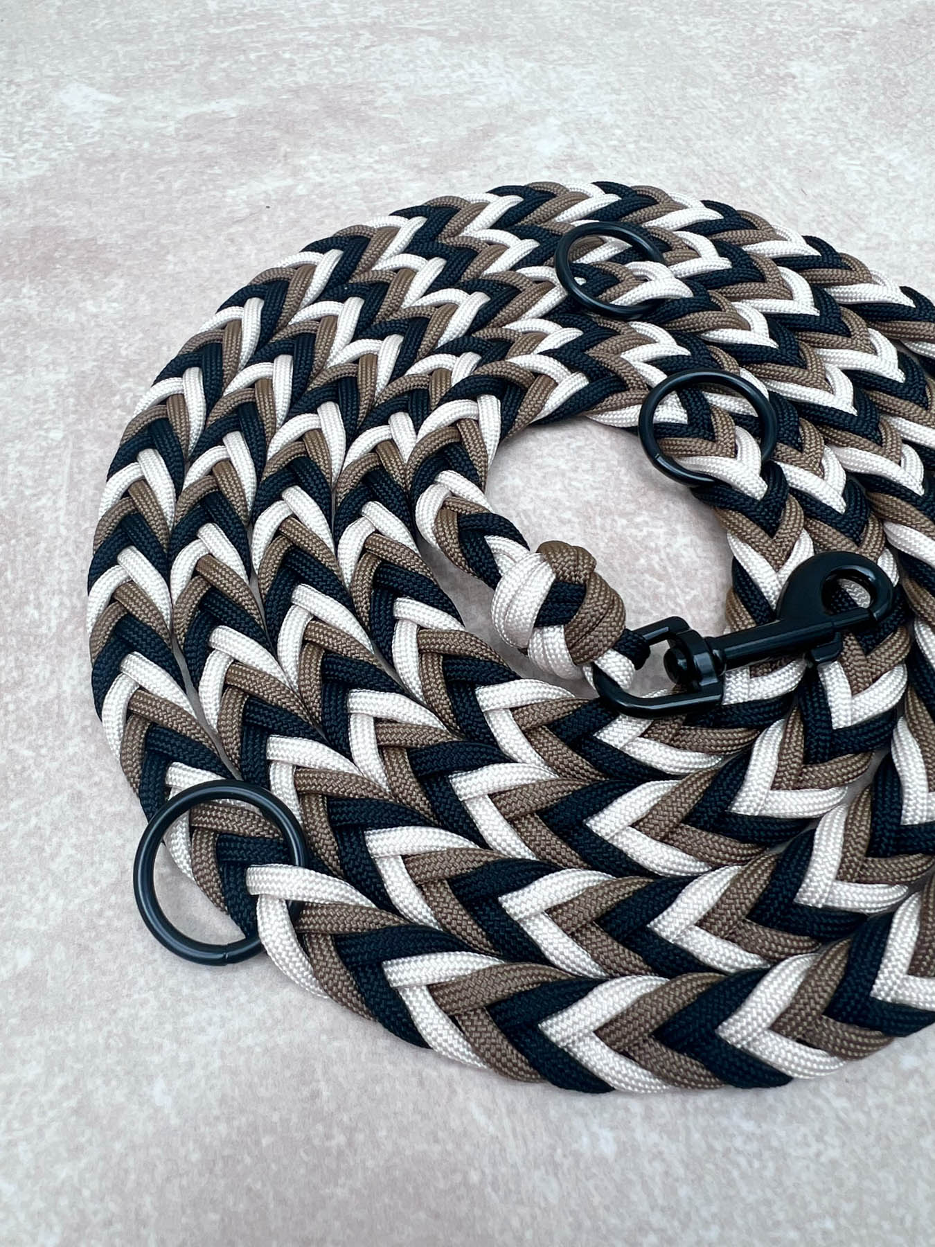 Paracord Hundeleine Personalisierbar