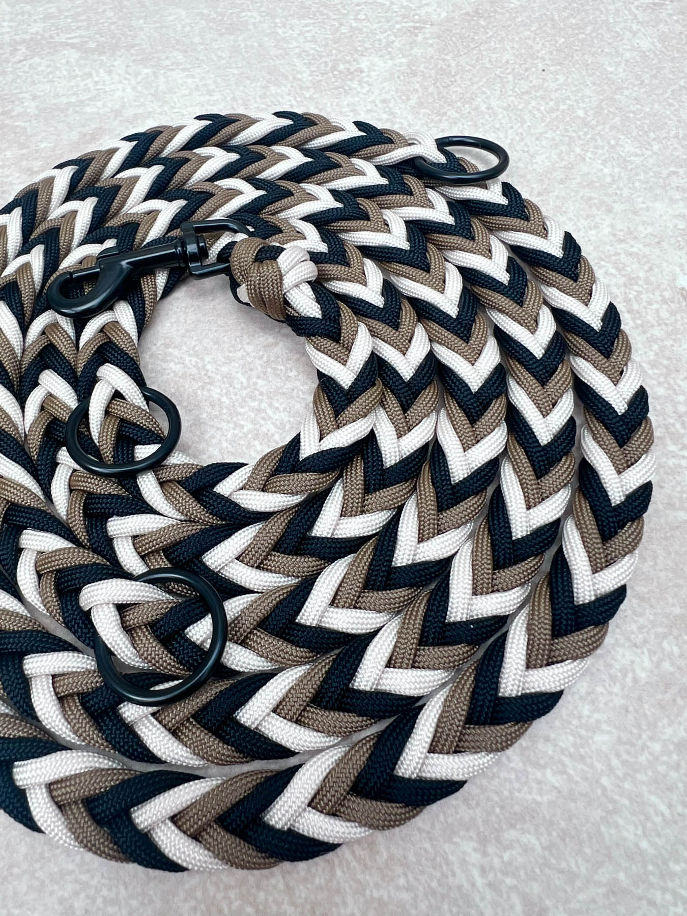 Paracord Hundeleine personalisiert